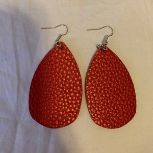 Red teardrop earings *vegan leather*